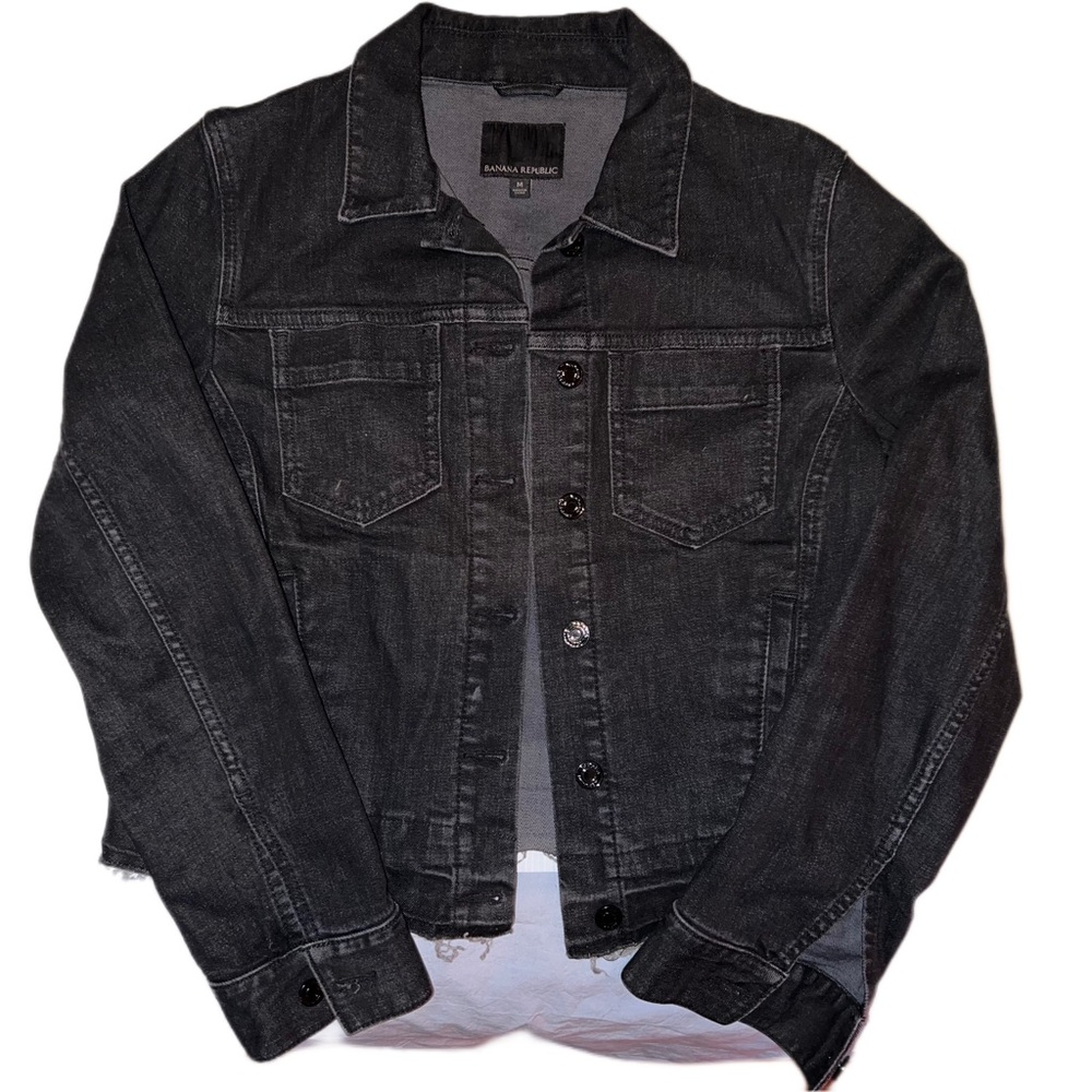 Banana Republic Denim Jacket 🖤